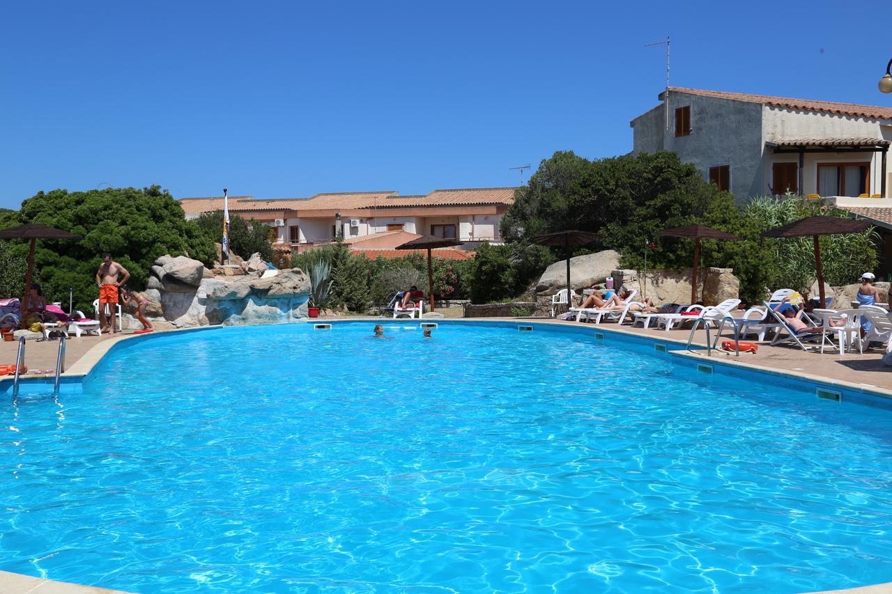 Club Esse Residence Capo D'Orso Palau Exteriör bild
