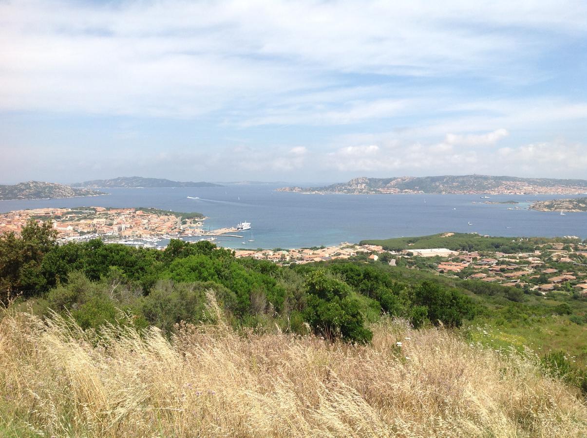 Club Esse Residence Capo D'Orso Palau Exteriör bild