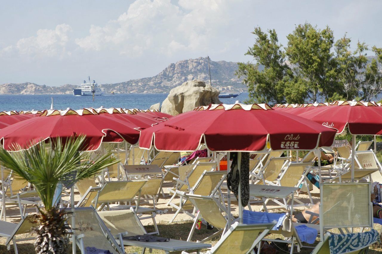 Club Esse Residence Capo D'Orso Palau Exteriör bild
